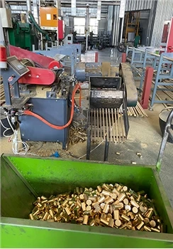 Oficina de Latão IFAN em Produção